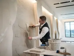 Kamień gipsowy a odporność na uszkodzenia